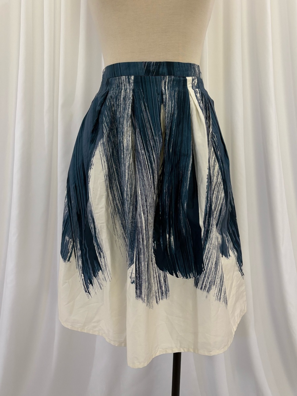 Donna Karan Teal and White A-Line Brushstroke Skirt